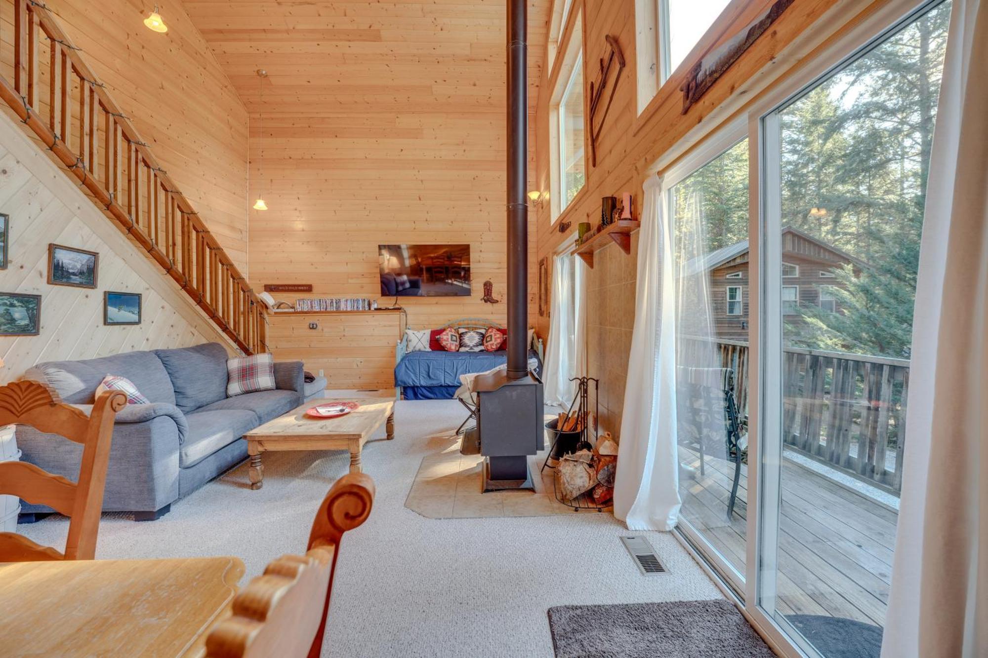 Quaint Cabin Deck And Grill In Leavenworth Exterior photo